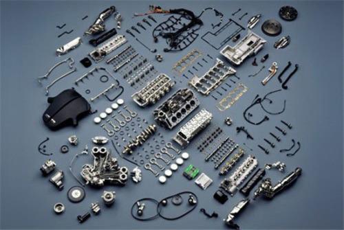 汽车配件厂具体做些什么,辛苦吗?